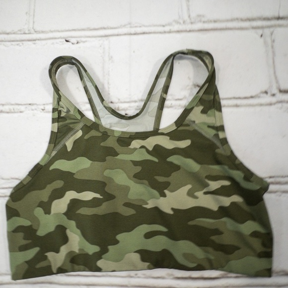 PINK VICTORIA'S SECRET CAMO UNLINED SPORTS BRA - Picture 1 of 6